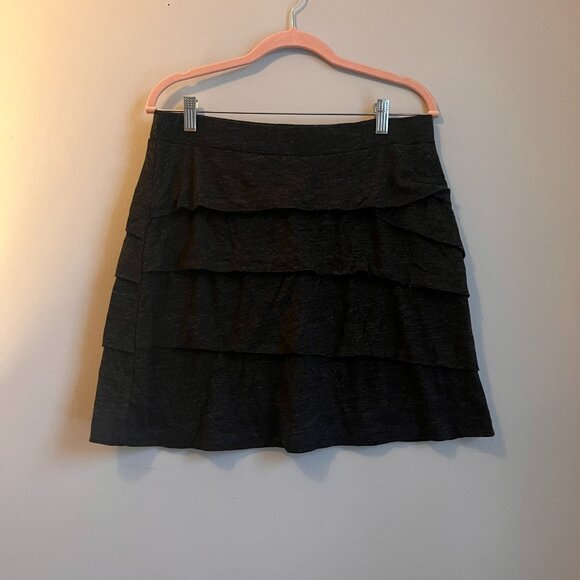 Charcoal Prana tiered wool blend mini skirt size M - Picture 1 of 2